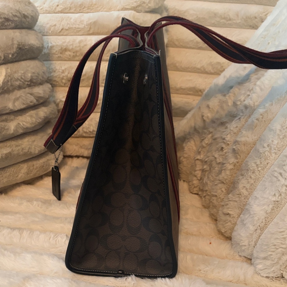 Brown Tote Bag - Picture 4 of 6